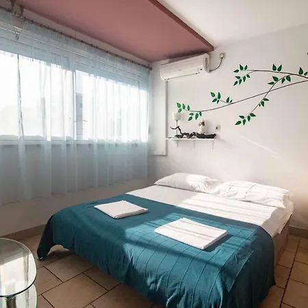 아파트 Apartman Dida Joso